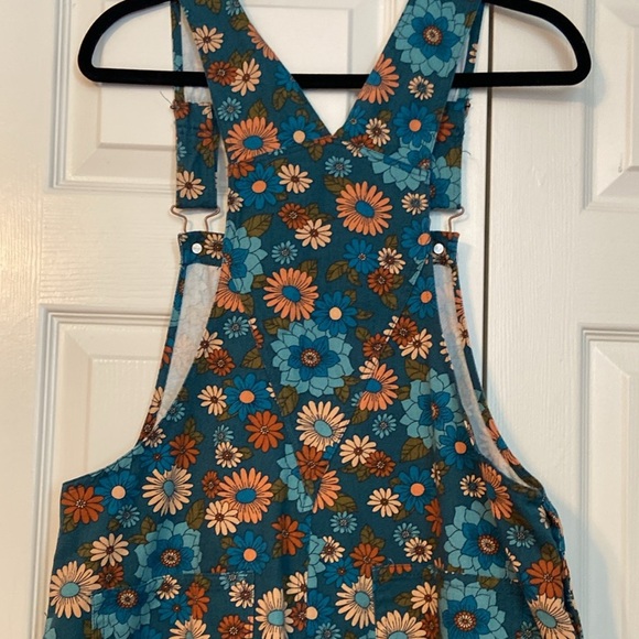 Vintage Floral Blue Overalls - Picture 3 of 6
